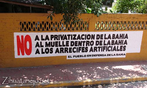 NO al muelle, a la privatizaci�n de la bah�a y a los arrecifes artificiales
